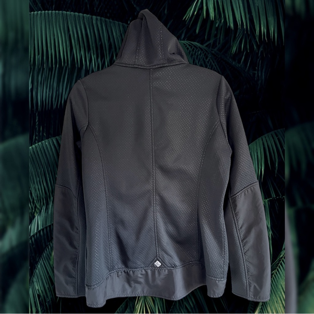 PRANA Brand Hoodie Medium in Black